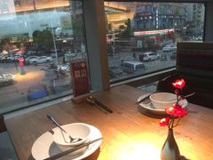 -蜜桃餐厅·伴山(湖滨商业街店)