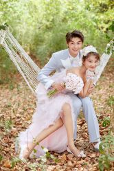 -易摄影婚纱摄影工作室