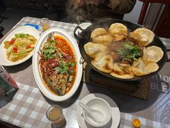 -百味地锅鸡(二店·财校分店)