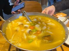 -隔壁老王·家常云南菜(花巷店)