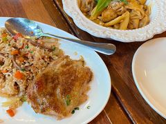 -玛格萝妮比萨屋(陆家浜路店)