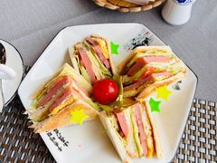 -敦煌山庄摘星阁