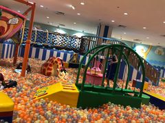 -反斗乐园π·电玩·高空拓展·蹦床(龙华天虹店)