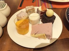 -岷山饭店-芝芝自助餐厅