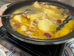 -松哥油焖大虾.小龙虾.黑鸭煲(海岸城店)