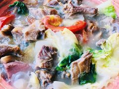 -阿婆情腊排骨火锅(金虹路店)