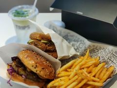 -TRIPS BURGER(大钟寺店)