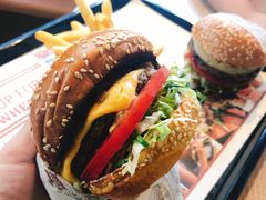 -The Habit Burger Grill 哈比特汉堡(复兴soho店)