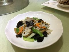 -沪华海鲜大酒楼(南汇店)