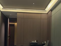 -艳阳天民俗村(公园路店)