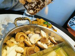 -斯普汇生蚝牛排馆(中骏世界城店)