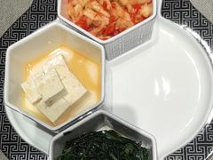 -香山湖渔家大院