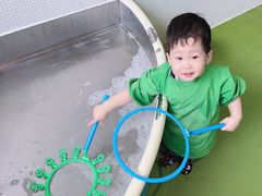 -爱睿思儿童早教亲子游泳(万象城店)
