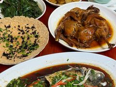 -芦茨金富饭庄·25年老字号·专做稻草鸡