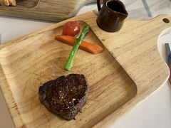 -窗外西餐厅(普罗理想国店)
