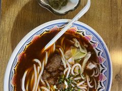-鑫花溪牛肉米粉(人民广场店)