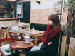 -脚下咖啡·CHILL酒馆(灵光东巷店)