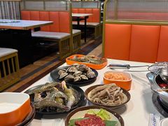 -尚品海鲜肥牛自助火锅(湖明店)