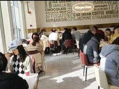 -哈根达斯(上海金山店)