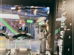 -TOP健身私教工作室(侨香店)