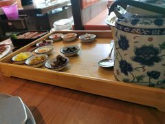 -佬土鹅肠火锅(解放路店)