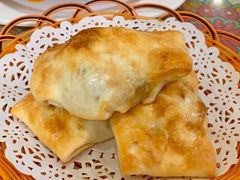 新疆烤包子-新疆红柳花餐厅(新洲店)