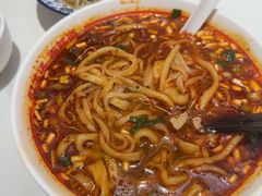 -青年路烩面馆(绿地世纪城店)