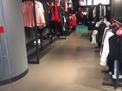 -耐克(恒隆广场店)