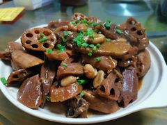 焖莲藕-山旮旯农家菜(曲江店)