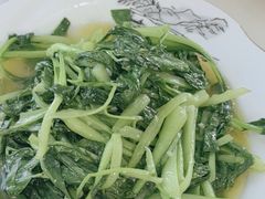 -七的湖·晚芳亭·阳澄湖农家菜·大闸蟹(莲花岛店)