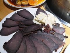 -大众跷脚牛肉馆·非遗传承单位(峨眉山店)
