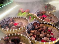 -芸山季·云南山珍菌火锅(人民广场来福士店)