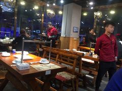 大堂-杨家崴子碳缸烧烤(东三马路店)