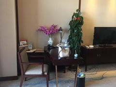 -西港航空酒店(银川南门广场机场巴士店)