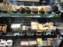 -星巴克(杭州西湖银泰1F店)