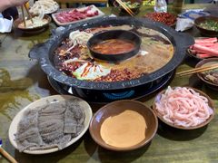 -黄潇洒老火锅(九眼桥宏济巷店)