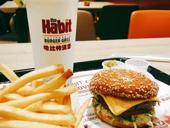-The Habit Burger Grill 哈比特汉堡(爱琴海店)