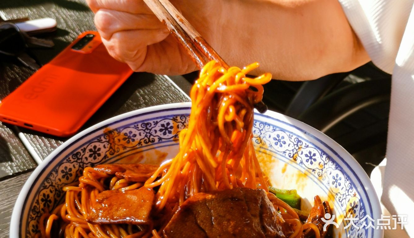 一家值得常来的本帮面馆