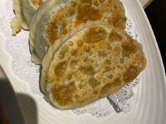 韭菜盒子-京味斋·北京烤鸭(北京南站洋桥店)