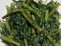 -川流不息·地道川菜·小龙虾(新松江路店)