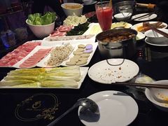 -唯爱KTV聚会餐厅(仙林东城汇店)