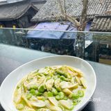 吃下一切代表春天的食物，证明成都的春来过
