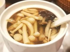 -峨嵋小镇·川菜(勒泰中心店)