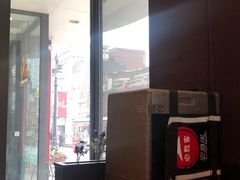 -必胜客(滨江店)