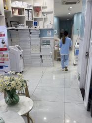 -蕾特恩专业祛痘·皮肤管理