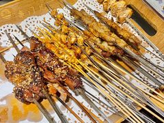-聚串门儿·东北烧烤(信义坊店)