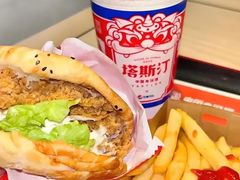 -塔斯汀中国汉堡(西湖景顺铂悦城店)