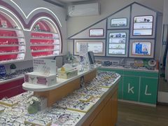 -美空眼镜·星趣控·新乐学·控优点合作店(周浦万达店)