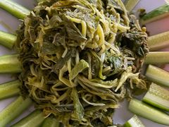 -华龙特色大骨鸡农家菜馆