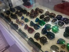店内环境-提一眼镜·蔡司·依视路(小寨店)